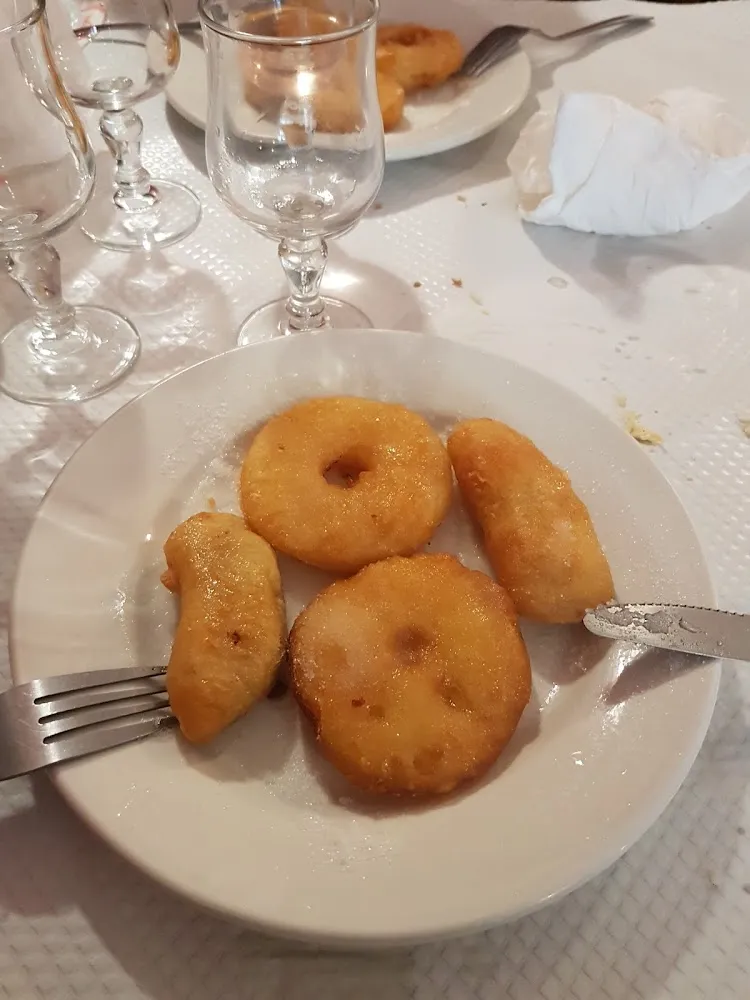 Beignets Pommes Et Ananas